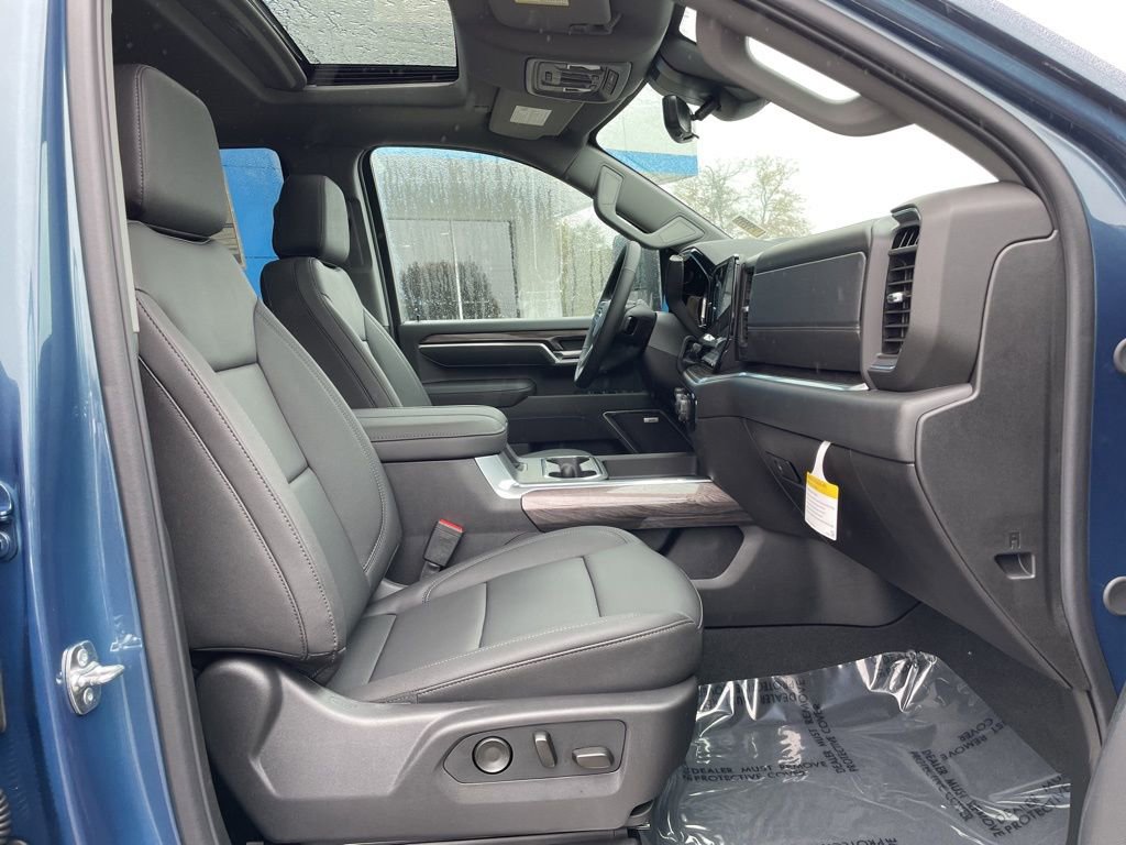 New 2026 Chevrolet Silverado 2500 LTZ w/ LTZ Premium Package image 30
