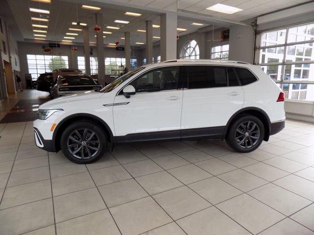 Used 2022 Volkswagen Tiguan SE AWD/4WD image 4