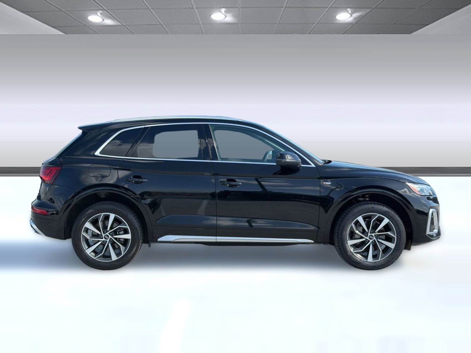 Certified 2023 Audi Q5 2.0T Premium Plus w/ Premium Plus Package AWD/4WD image 8