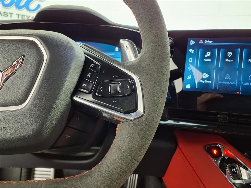 Used 2024 Chevrolet Corvette Stingray Preferred Cpe w/ Stealth Interior Trim Package image 14