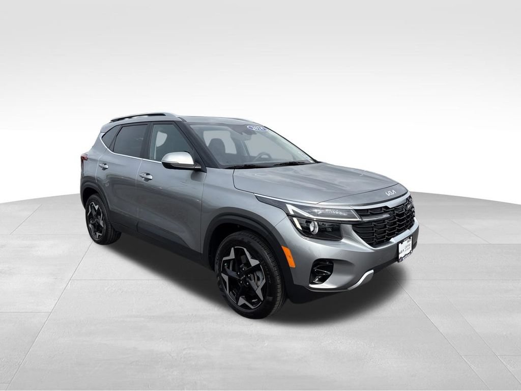 Certified 2024 Kia Seltos EX AWD/4WD image 4