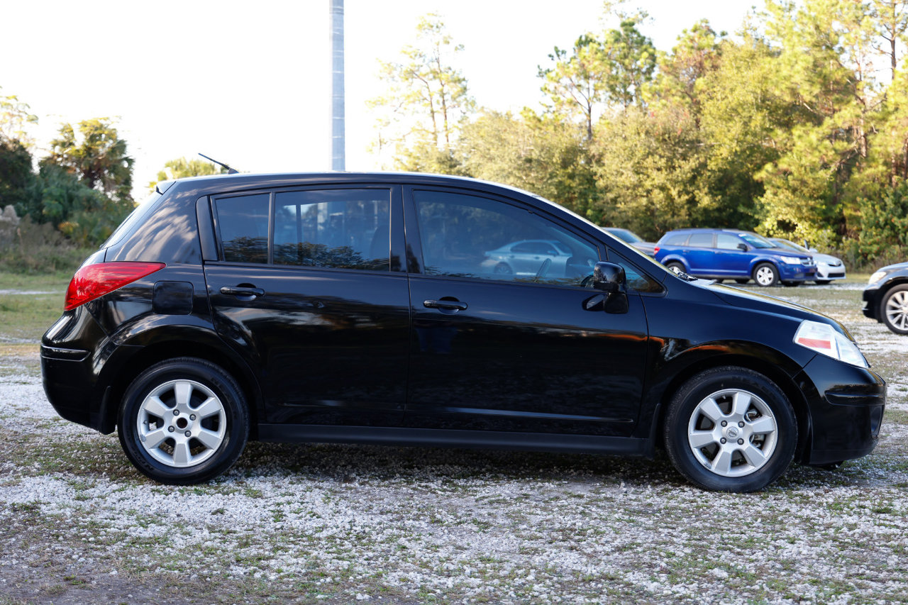 Used 2009 Nissan Versa 1.8 S w/ Convenience Pkg image 13