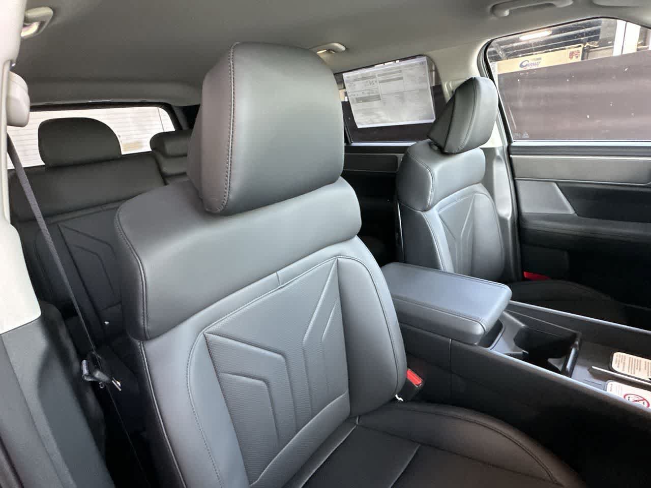 New 2027 Hyundai Santa Fe SEL FWD image 27