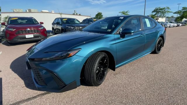 Certified 2025 Toyota Camry SE AWD/4WD image 6