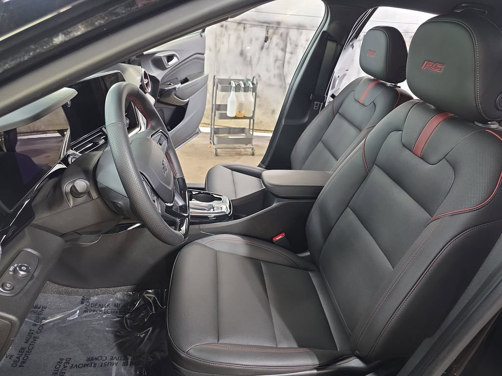 Used 2024 Chevrolet Trax RS w/ Driver Confidence Package FWD image 14