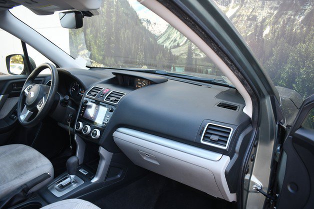 Used 2017 Subaru Forester 2.5i Premium AWD/4WD image 25