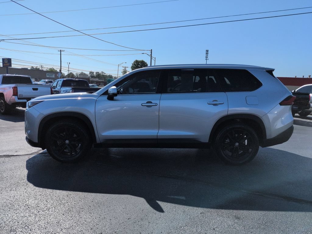 Used 2024 Toyota Grand Highlander AWD Hybrid image 2