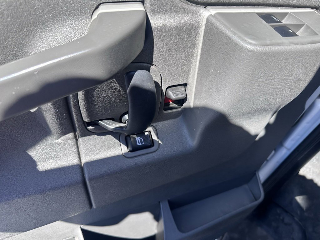 Used 2020 GMC Savana 2500 w/ Driver Convenience Package image 3