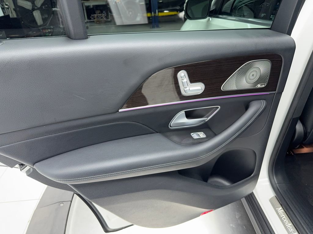 Used 2024 Mercedes-Benz GLE 350 4MATIC w/ 3rd Row Seat Package image 49
