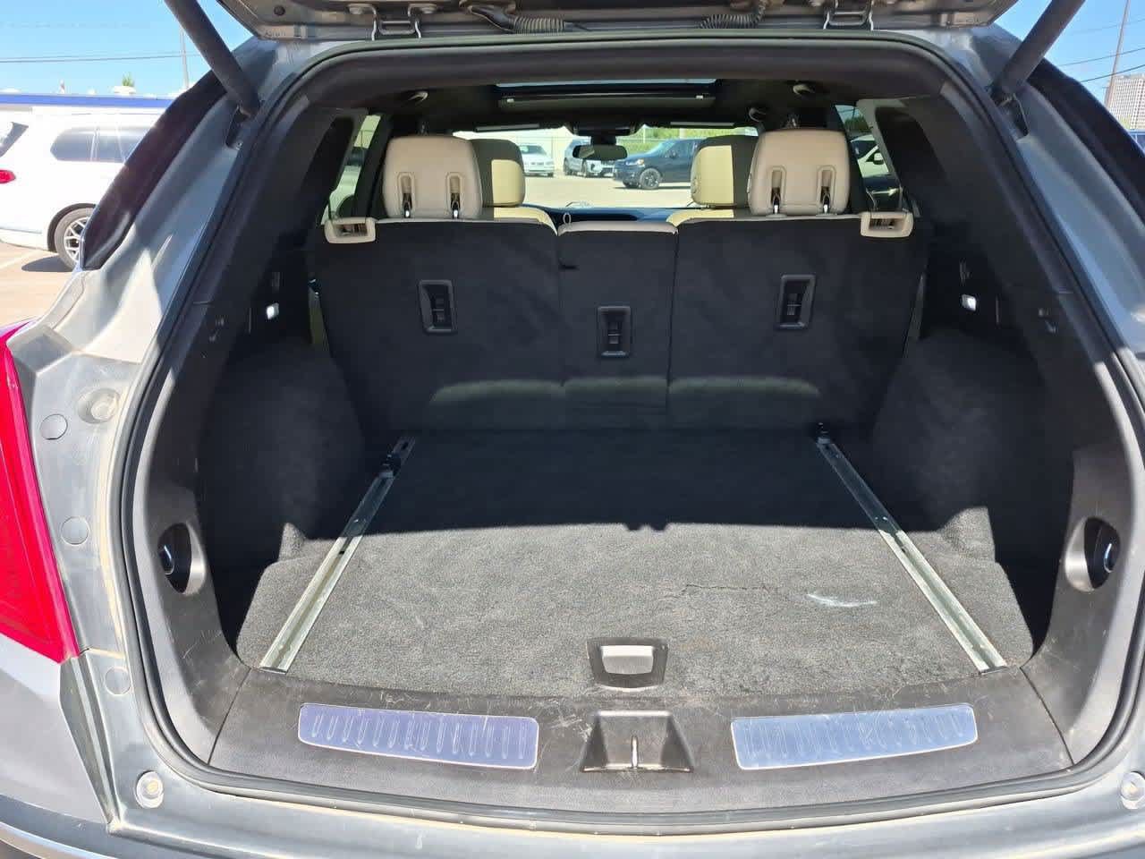 Used 2018 Cadillac XT5 Premium Luxury AWD/4WD image 36