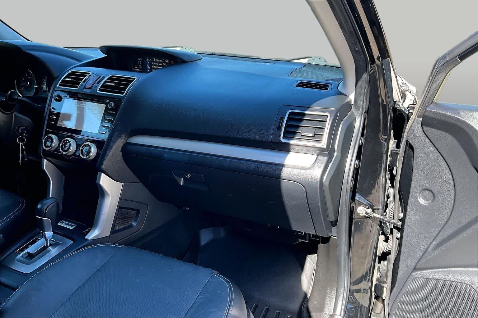 Used 2016 Subaru Forester 2.5i Limited AWD/4WD image 19