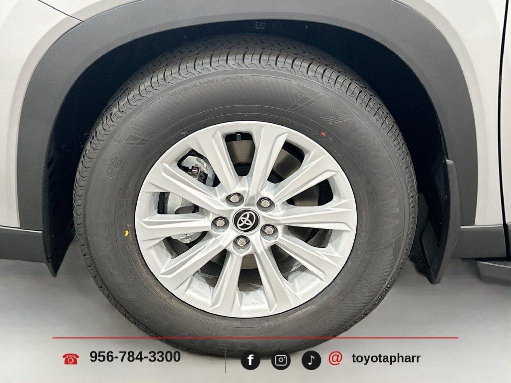 New 2026 Toyota Grand Highlander AWD image 9