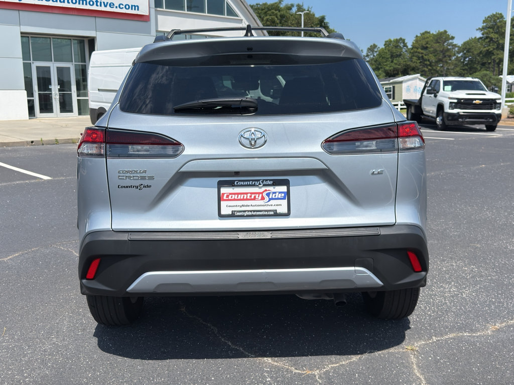 Used 2026 Toyota Corolla Cross LE FWD image 8