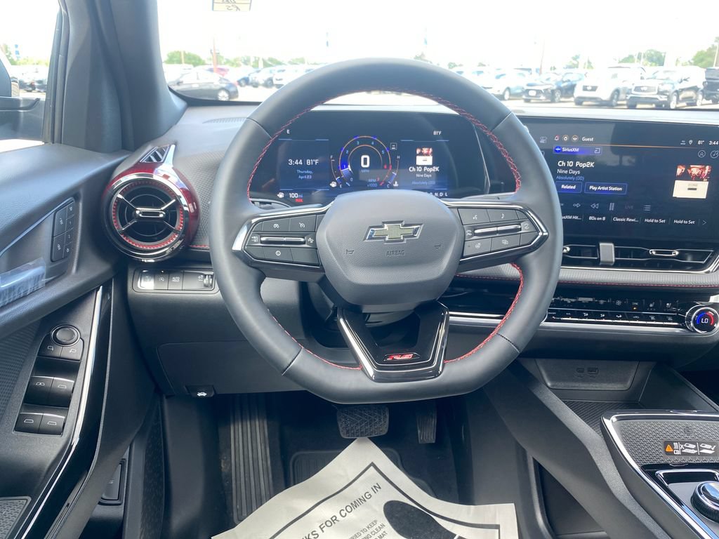 New 2026 Chevrolet Equinox RS w/ Convenience Package III FWD image 15