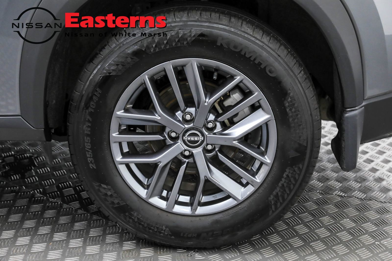 Used 2023 Nissan Rogue S image 34