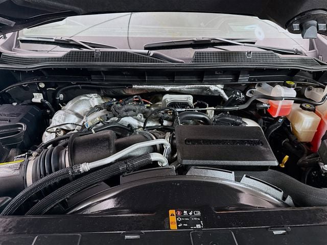 Used 2025 Chevrolet Silverado 2500 LTZ w/ LTZ Premium Package image 33