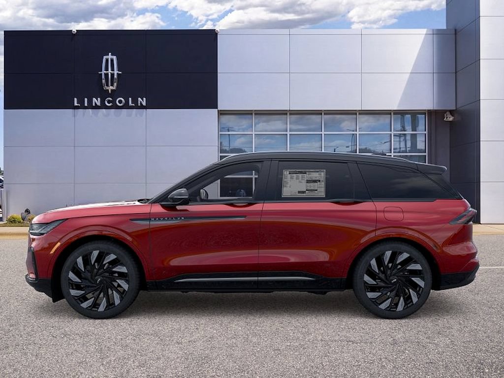 New 2026 Lincoln Nautilus Reserve AWD/4WD image 3