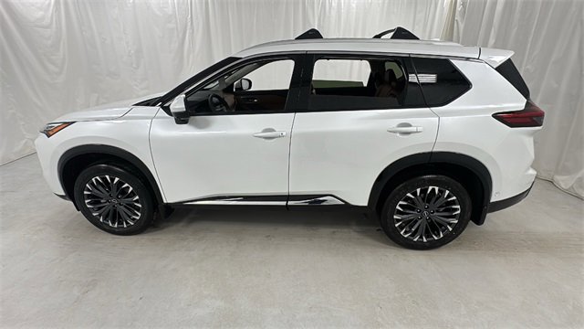 New 2026 Nissan Rogue Platinum w/ Platinum Premium Package image 6