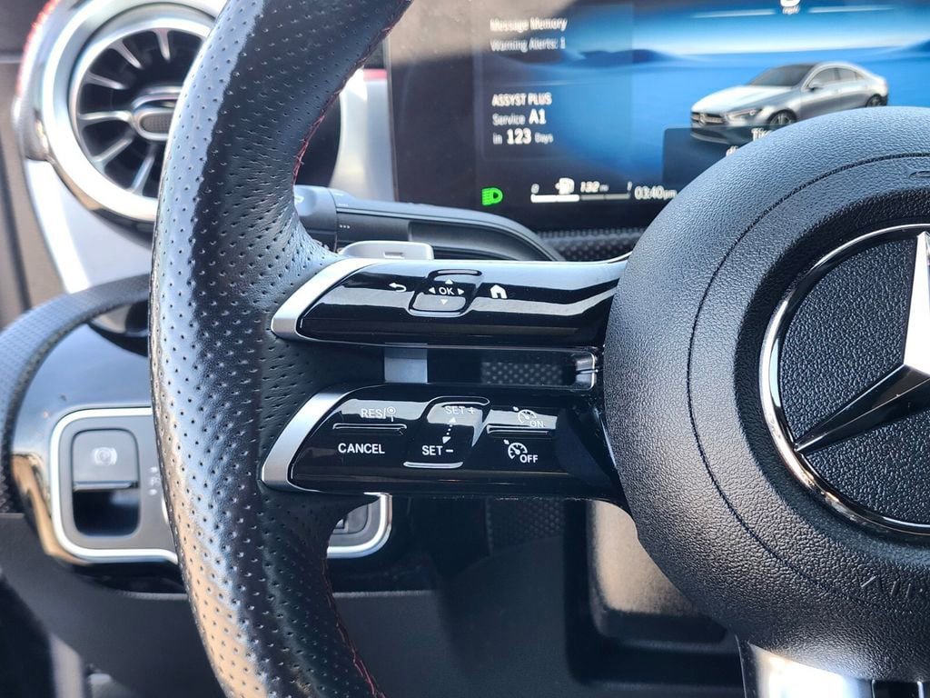 Used 2024 Mercedes-Benz CLA 250 4MATIC image 28
