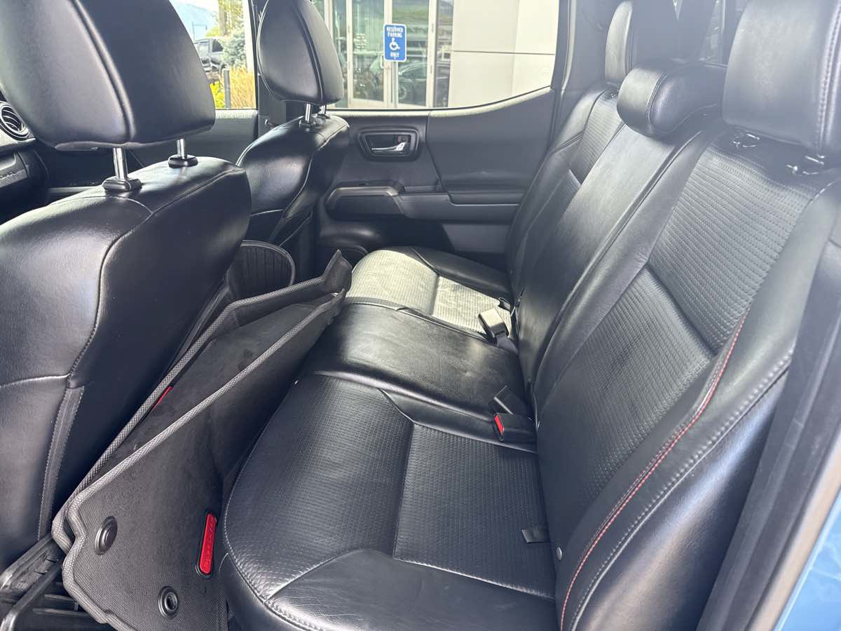 Used 2018 Toyota Tacoma 4x4 Double Cab image 21