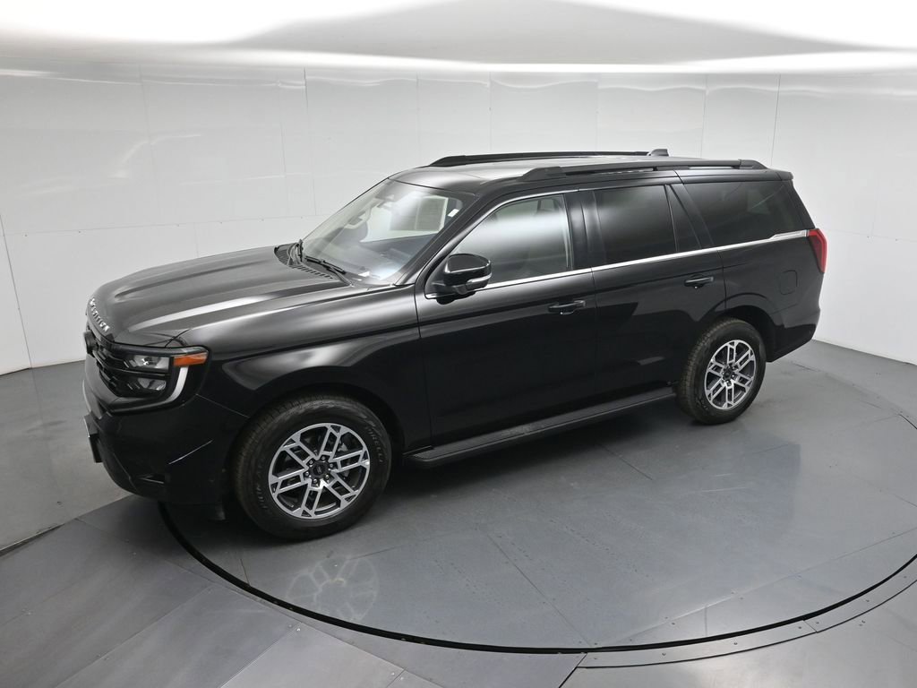 Certified 2025 Ford Expedition Active AWD/4WD image 45