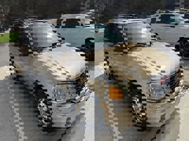 Used 2005 GMC Envoy SLT image 3