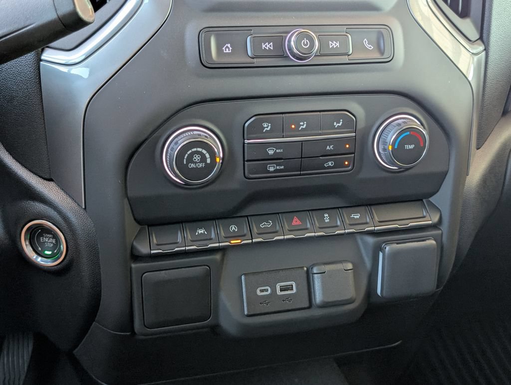 New 2026 Chevrolet Silverado 1500 Custom w/ LPO, Dark Essentials Package RWD image 19
