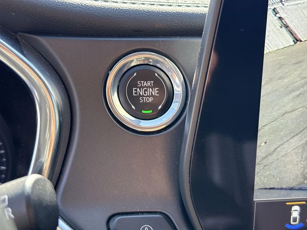 Used 2024 Chevrolet Blazer LT w/ Sound & Technology Package image 16