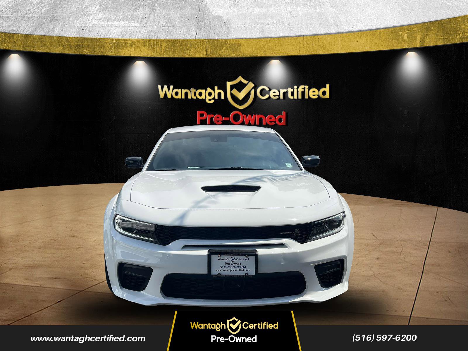 Used 2023 Dodge Charger Scat Pack image 2