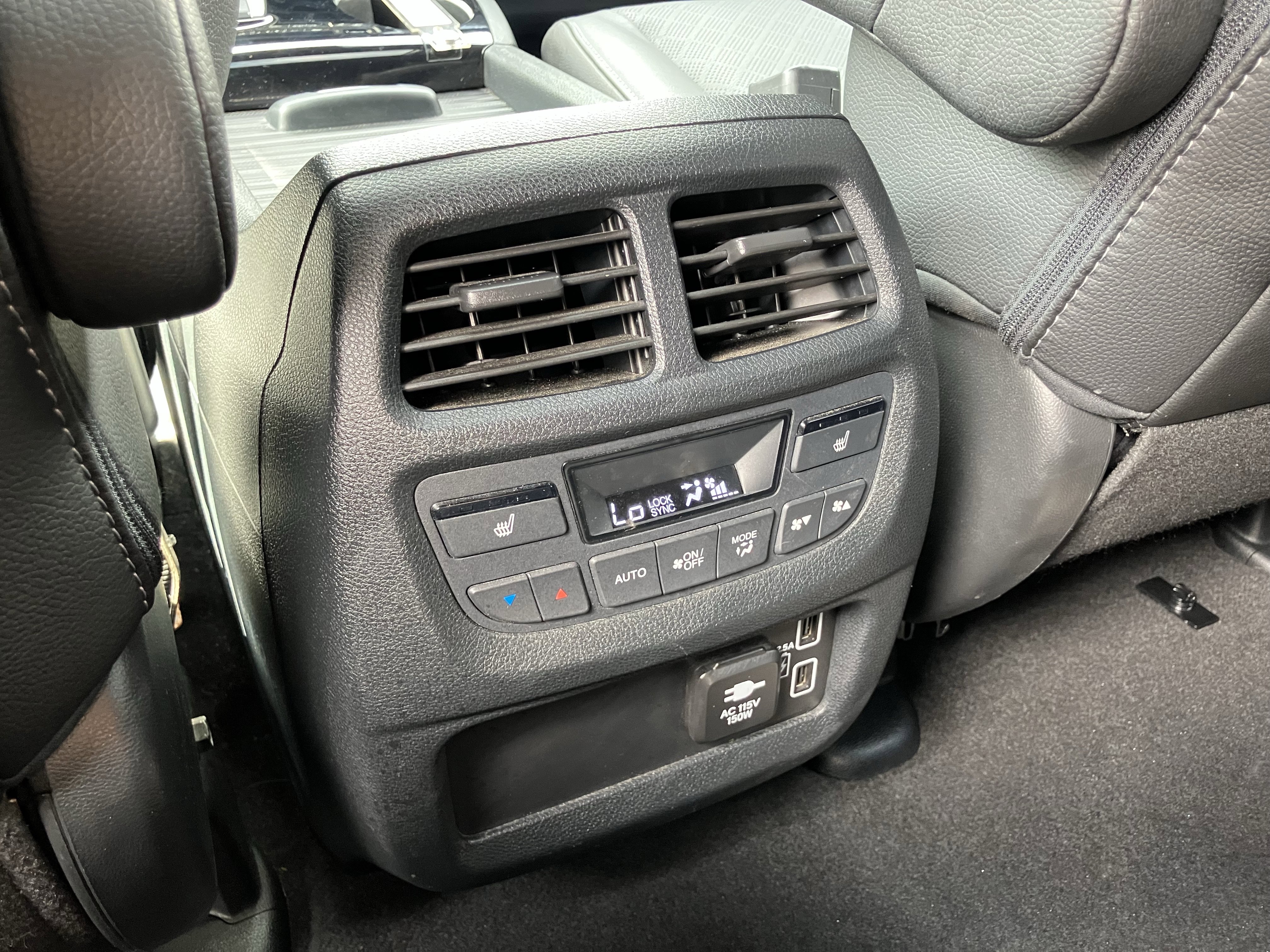 Used 2023 Honda Passport Elite image 34