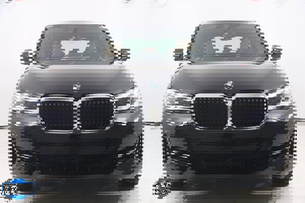 Used 2022 BMW 540i xDrive w/ M Sport Package image 59