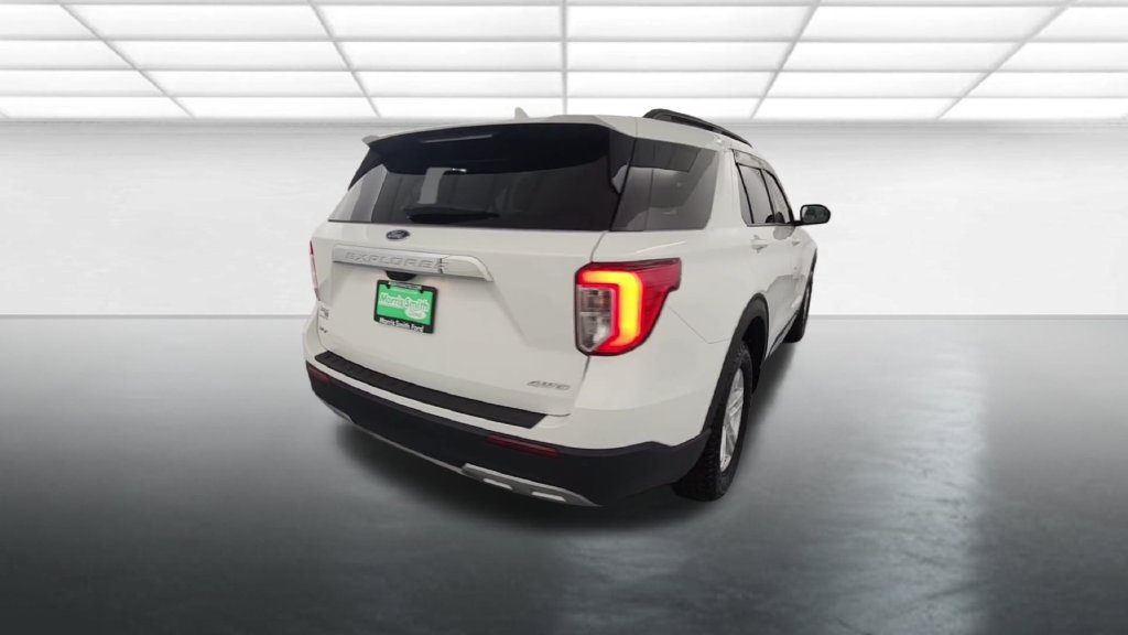 Certified 2024 Ford Explorer XLT w/ Equipment Group 202A AWD/4WD image 8