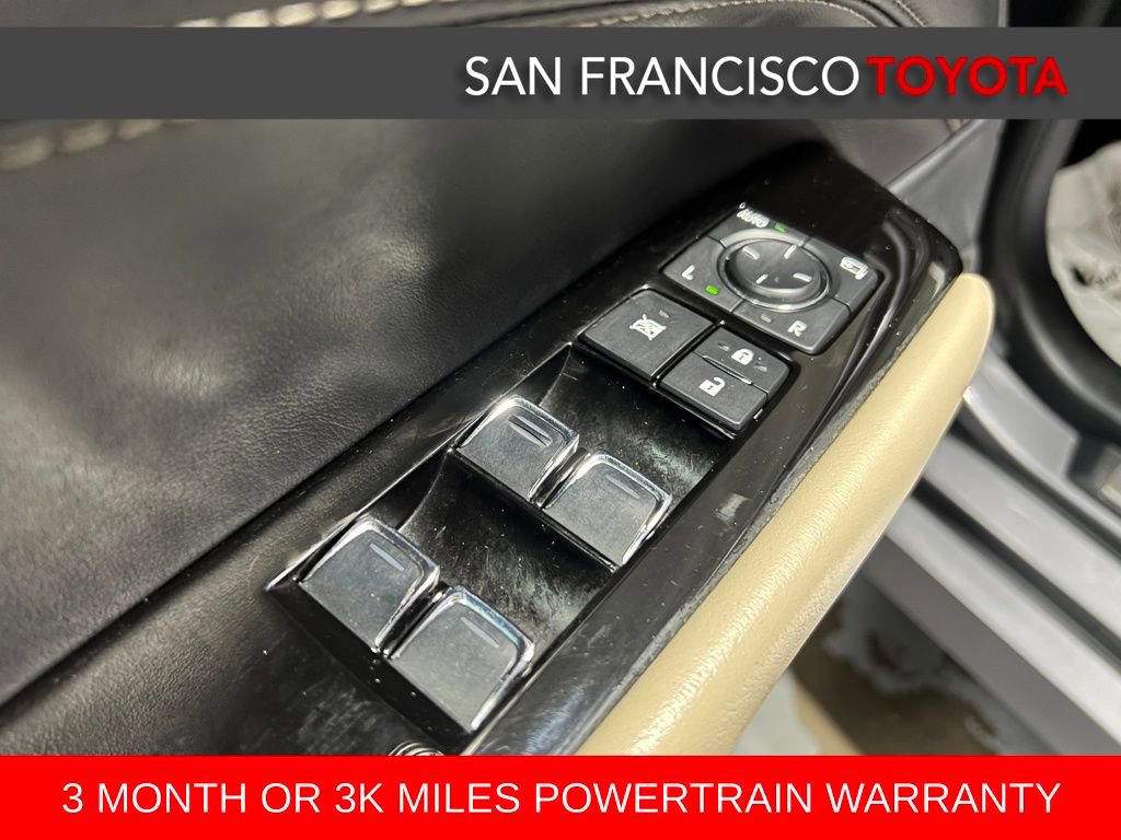 Used 2016 Lexus GS 200t image 39