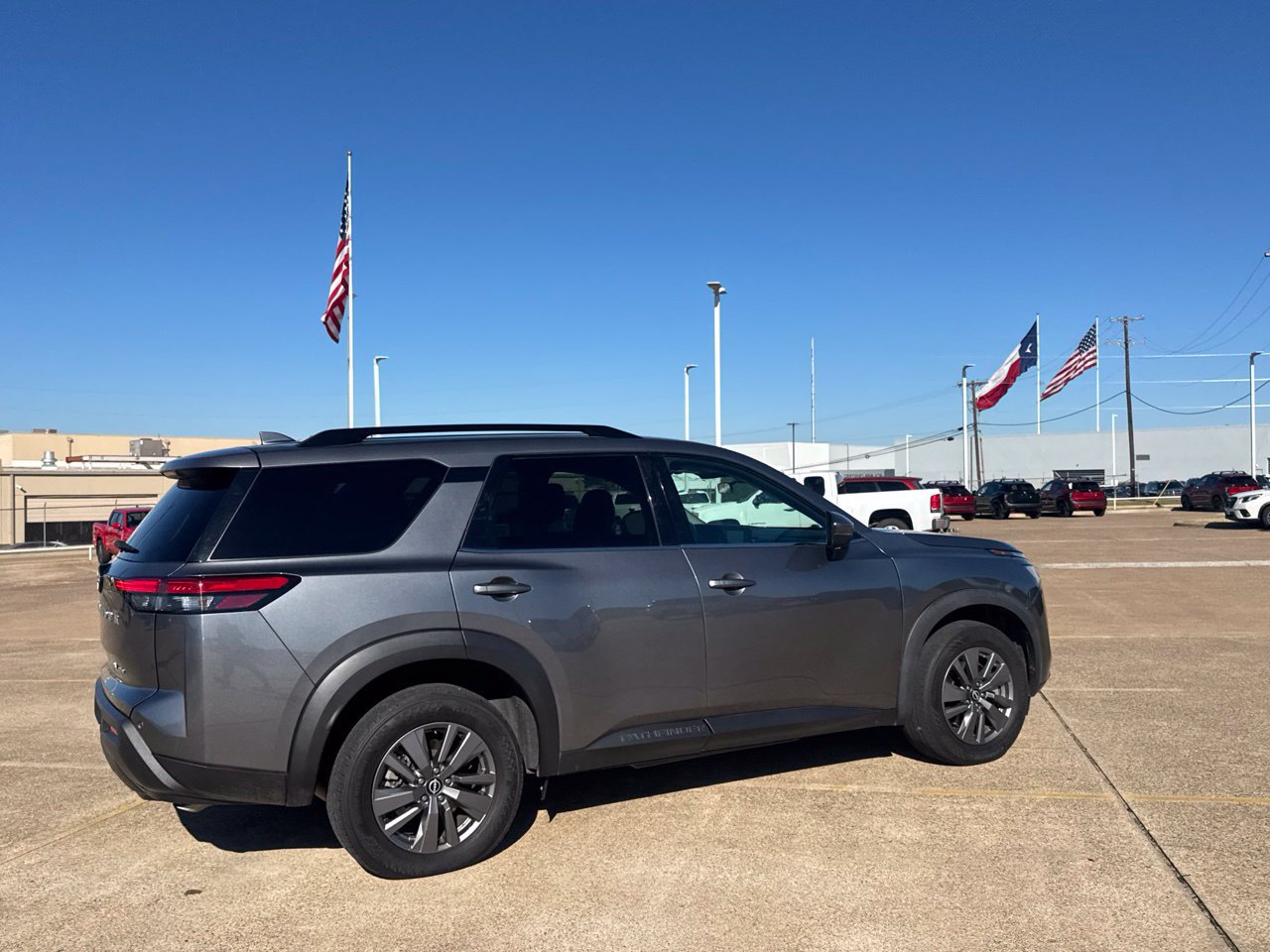 Certified 2024 Nissan Pathfinder SV w/ Cargo Package AWD/4WD image 25