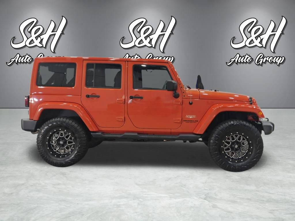 Used 2015 Jeep Wrangler Unlimited Sahara w/ Dual Top Group image 15