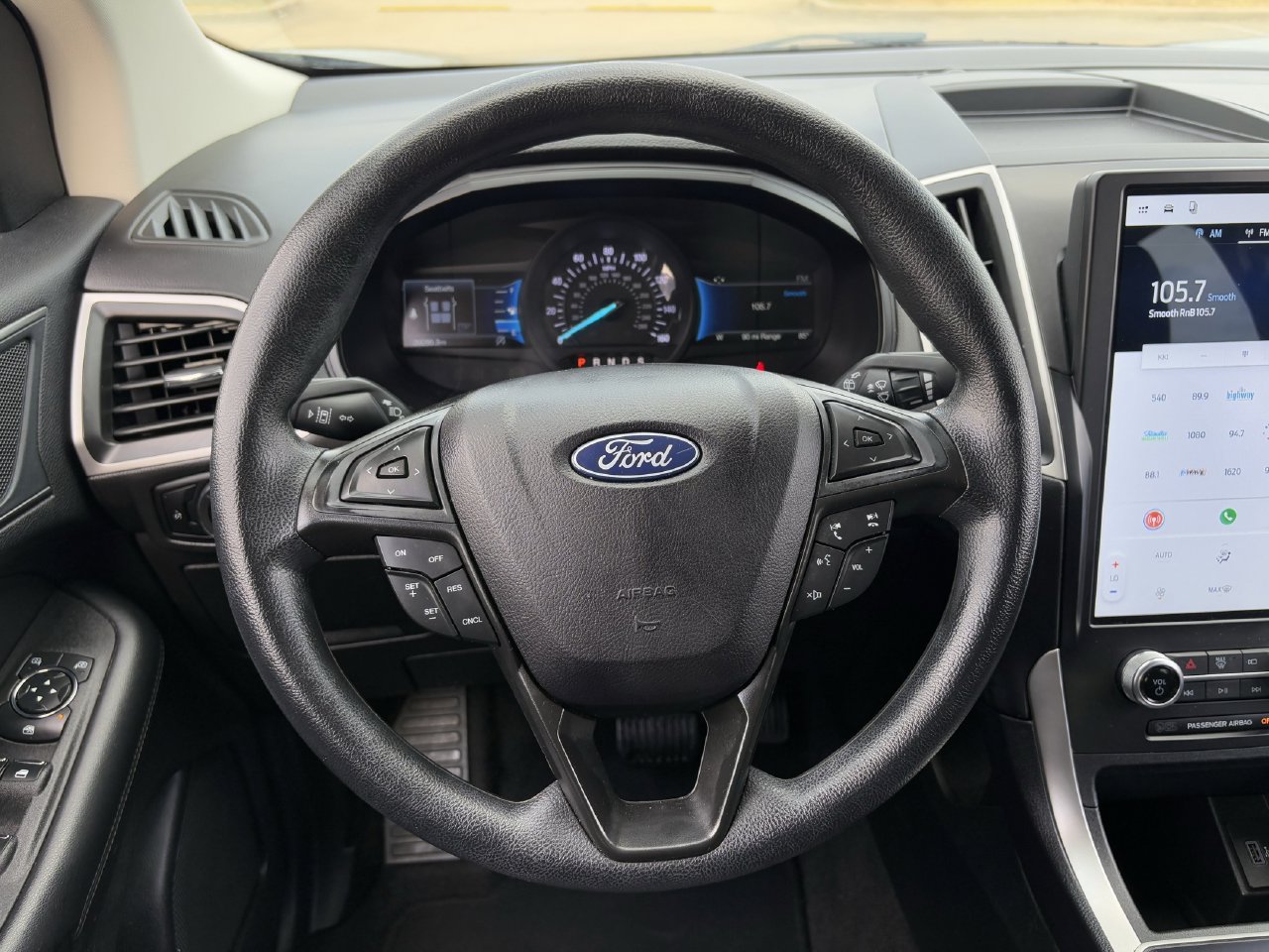 Used 2024 Ford Edge SE w/ Black Appearance Package AWD/4WD image 14