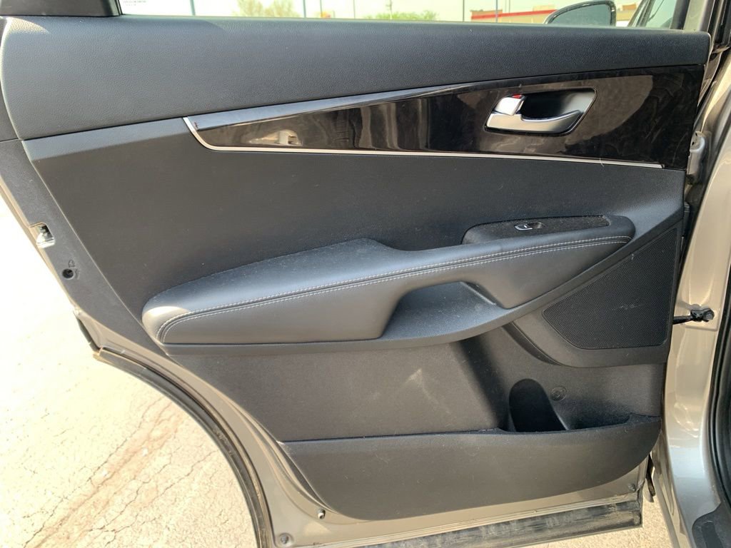 Used 2016 Kia Sorento LX AWD/4WD image 33