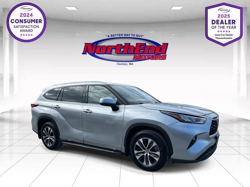 Used 2020 Toyota Highlander XLE image 1