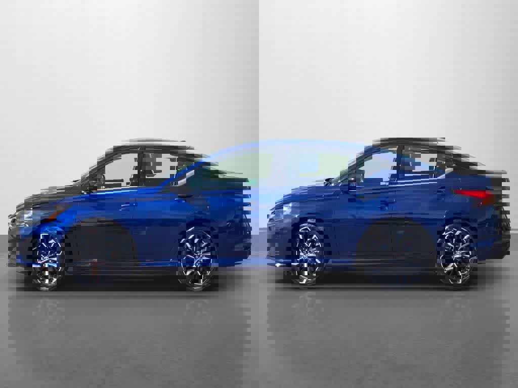 Used 2024 Nissan Altima 2.5 SR image 3