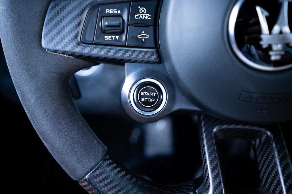 Used 2022 Maserati MC20 Coupe RWD image 36
