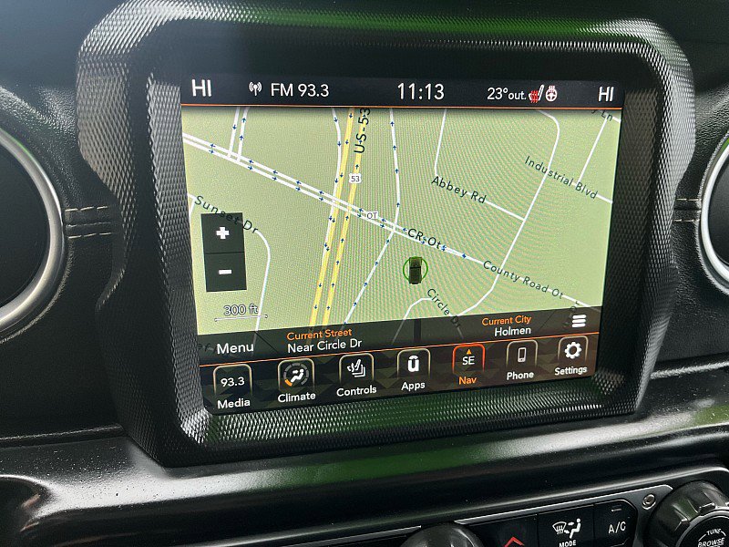 Used 2020 Jeep Wrangler Unlimited Sahara w/ Dual Top Group image 39