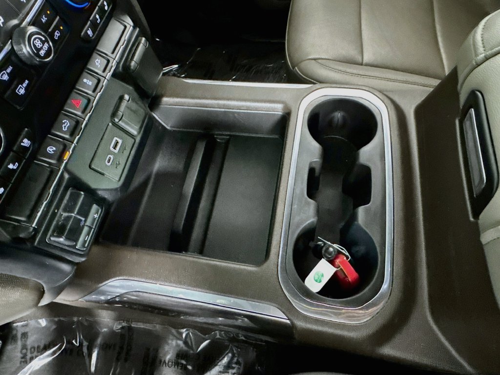 Used 2020 Chevrolet Silverado 1500 LTZ w/ LTZ Convenience Package AWD/4WD image 19