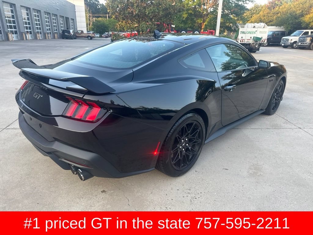 Used 2024 Ford Mustang GT w/ GT Performance Package RWD image 5