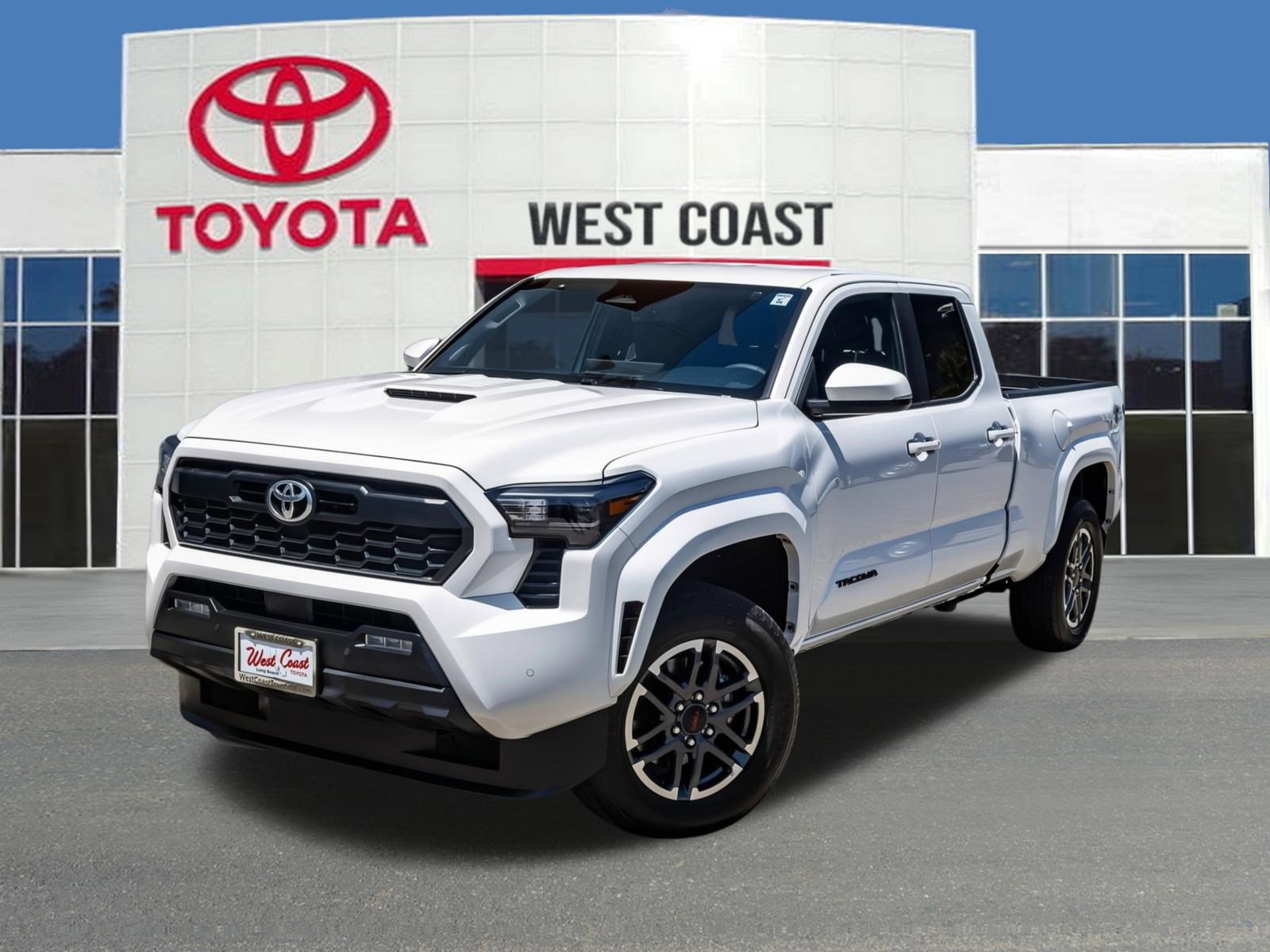 Used 2024 Toyota Tacoma TRD Sport w/ TRD Sport Upgrade Package AWD/4WD image 1