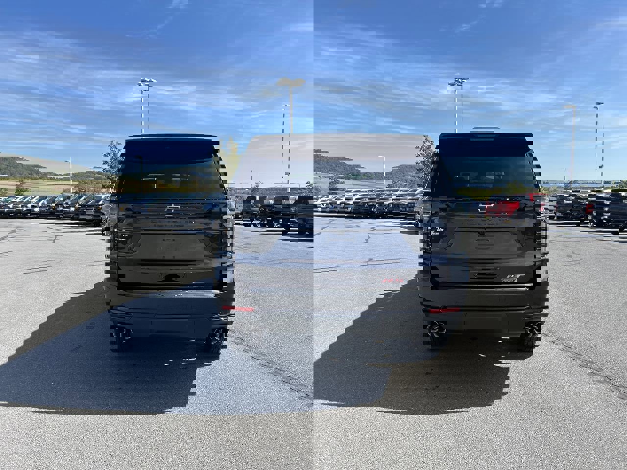 New 2026 Chevrolet Suburban RST image 6