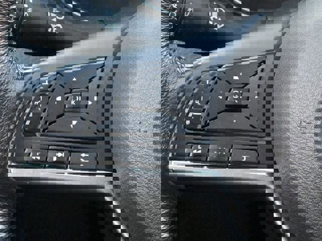 Used 2019 Nissan Rogue Sport SV w/ Technology Package image 12