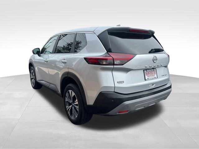 Used 2023 Nissan Rogue SV image 7