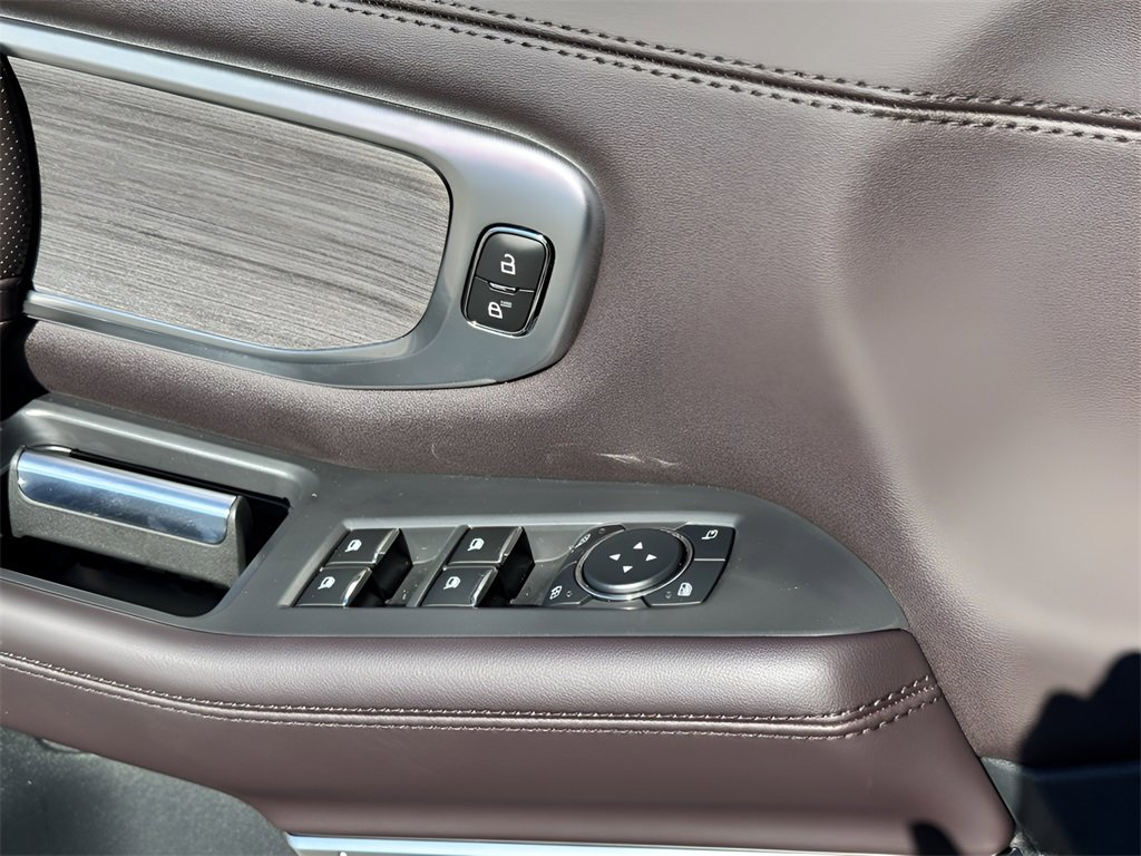 New 2025 Ford Expedition Max Platinum w/ Platinum Ultimate Package image 11