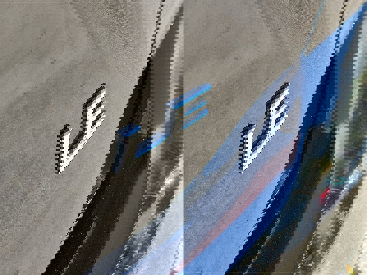 Used 2025 Toyota Camry LE image 7