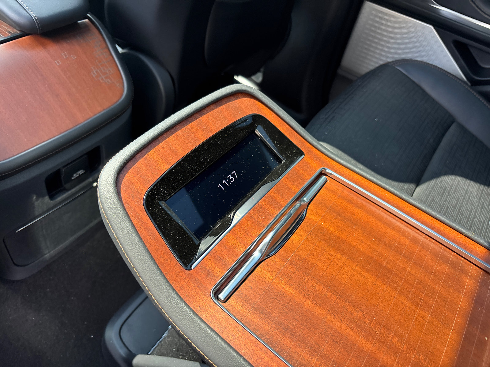 New 2027 Lincoln Navigator L Black Label AWD/4WD image 33